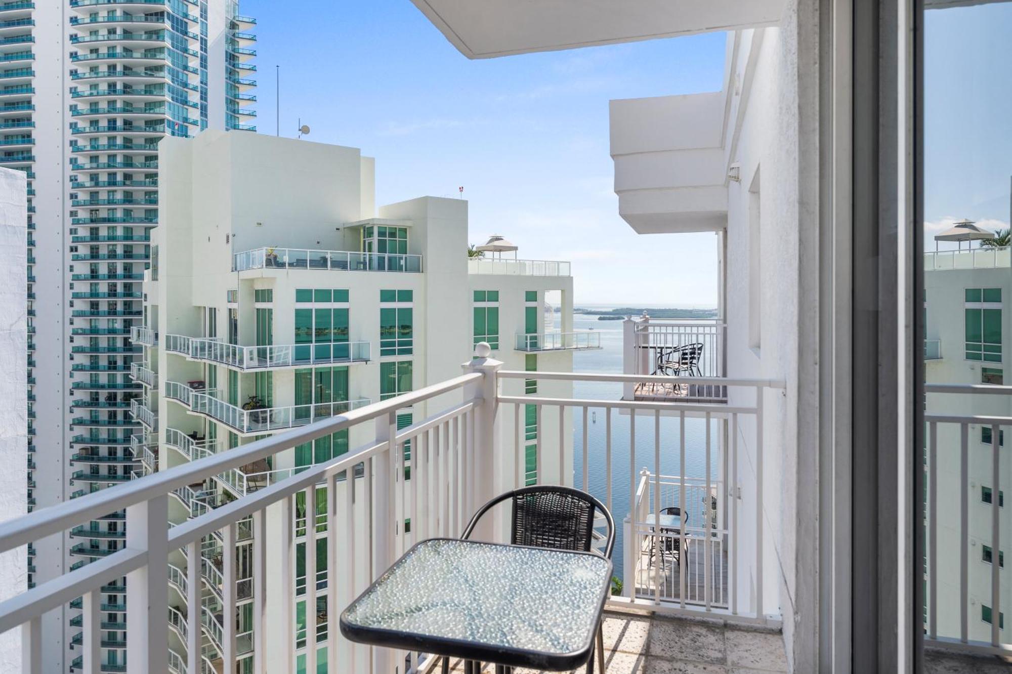 Fortune House Hotel Suites Miami Exteriör bild